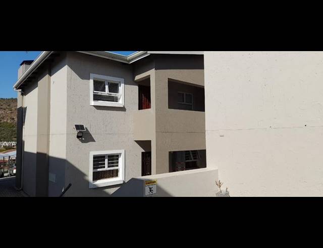 2 BEDROOM APARTMENT FOR SALE IN ISLAND VIEW